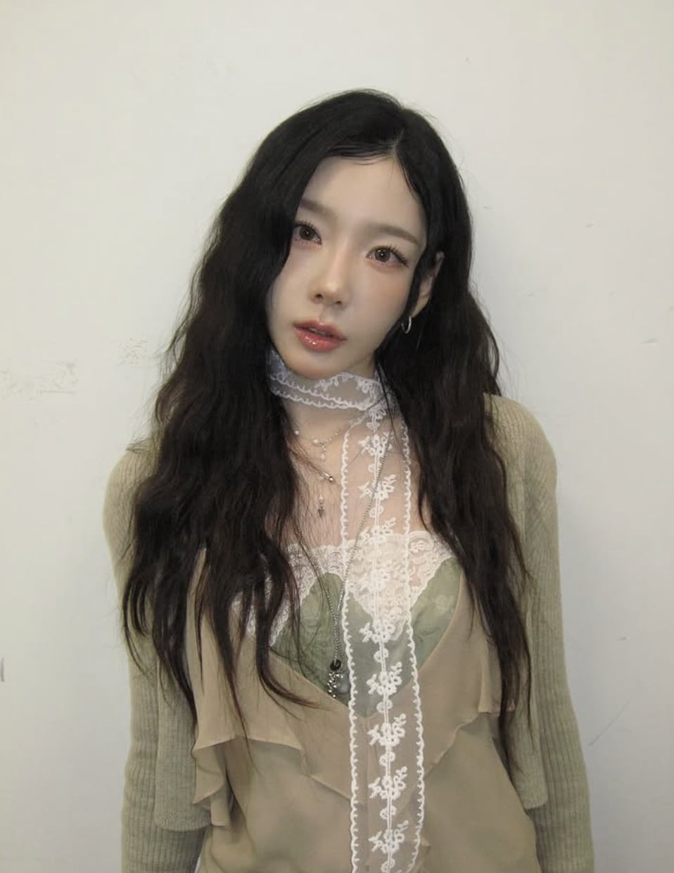 太妍 Taeyeon 續約 SM 娛樂邁入 19 年！少女時代隊長 solo 女王地位穩固！