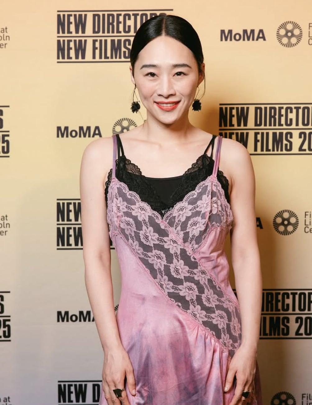 《阿凡達》山姆沃辛頓 Sam Worthington 現身台北拍片!超敬業寒流穿短袖拍攝!