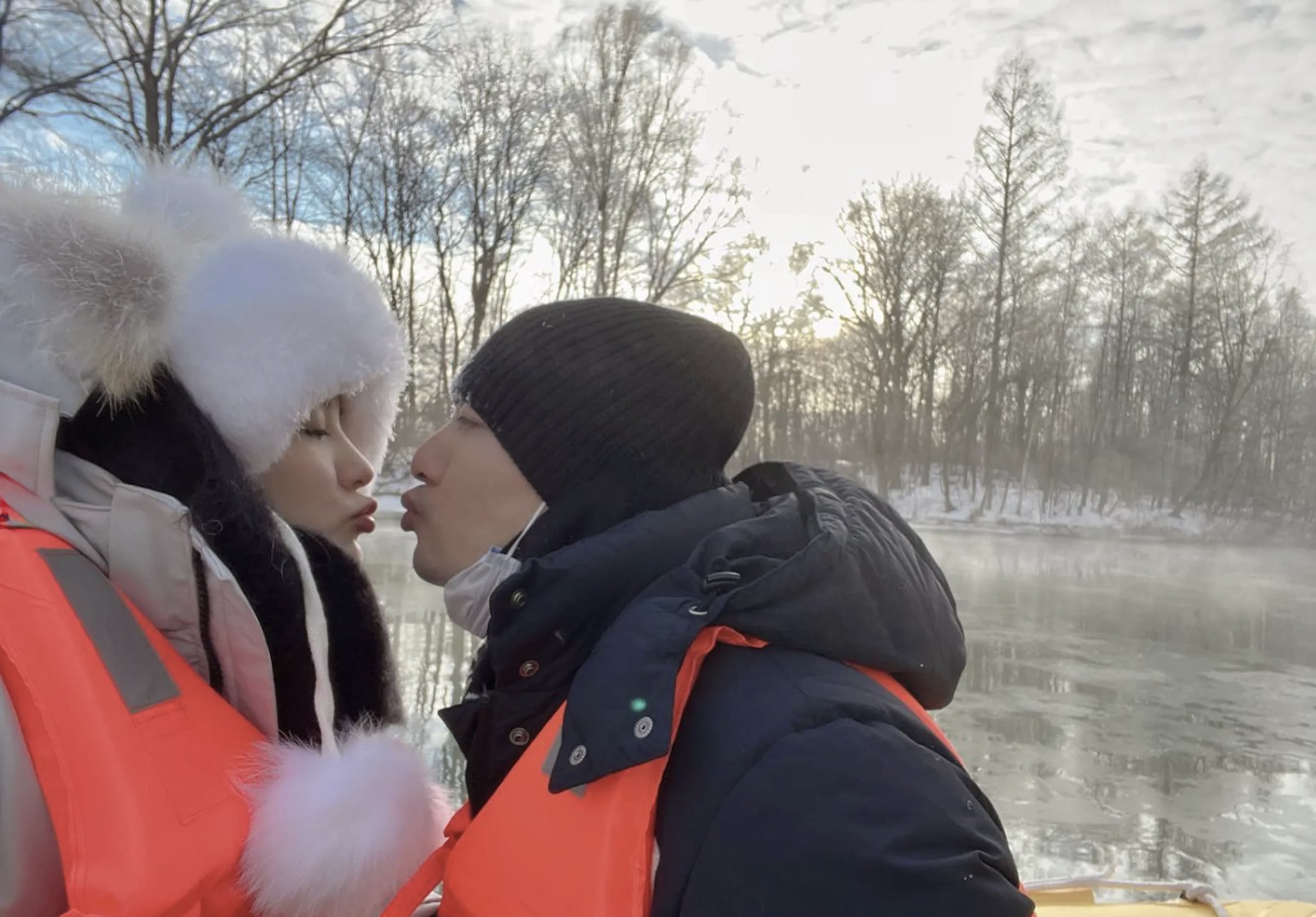 吳亞馨低調升格當媽媽！42 歲性感女神 2 年前秘密生子，彌月派對照曝光引熱議！