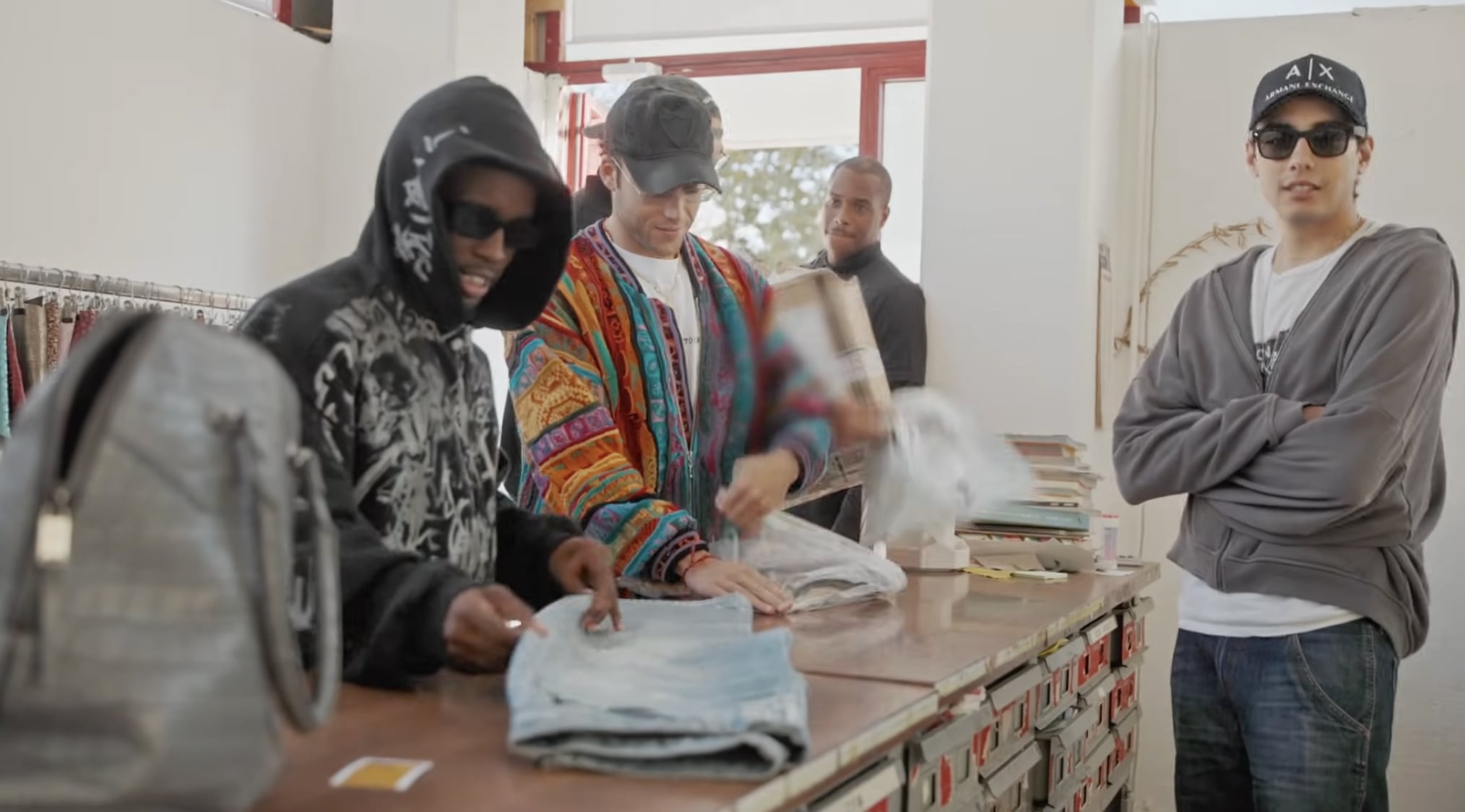 人氣實況主 Kai Cenat 正式宣佈推出服裝品牌 VIVET！最新影片《I Quit》同步透露許多心路歷程