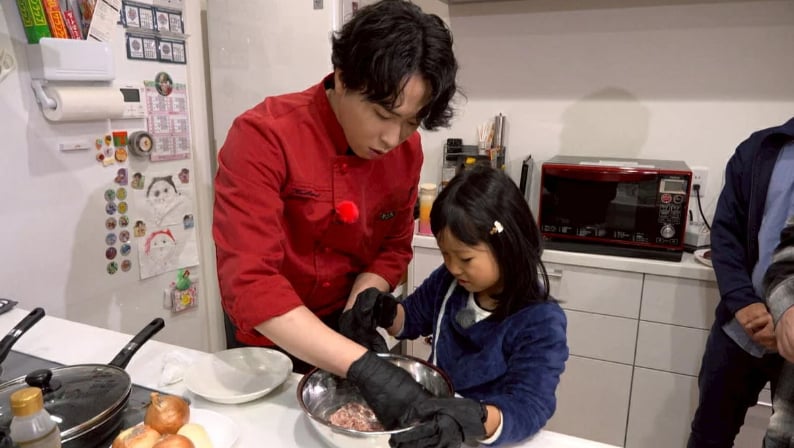 佐藤健節目重現《玻璃之心》主題曲！為粉絲送驚喜暖心舉動引熱議！