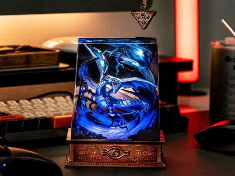 FORGE PANDA《遊戲王》青眼白龍 LED 場景燈霸氣登場！重現「毀滅的爆裂疾風彈」炸裂！