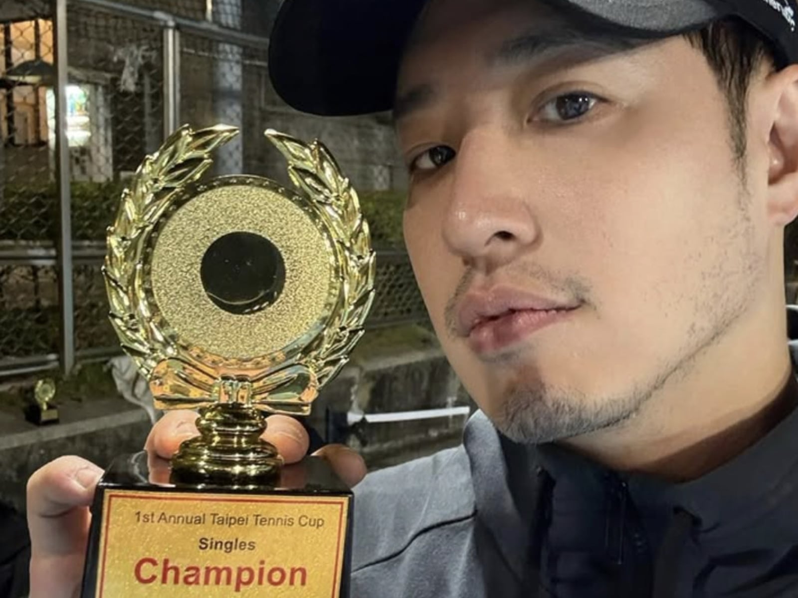 潘瑋柏網球奪冠被拱當周杰倫教練！高 EQ 神回笑翻粉絲！