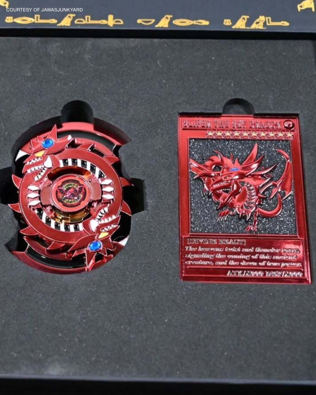 戰鬥陀螺 ×《遊戲王》三幻神融合！創作者用全金屬打造「神卡實體化」，值得收藏！