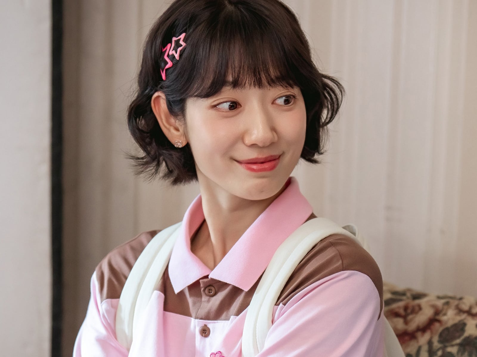 《臥底洪小姐》線上看亮點解析！演員陣容朴信惠飾兩角、ITZY 申有娜初登場、劇情、播出時間一次看！