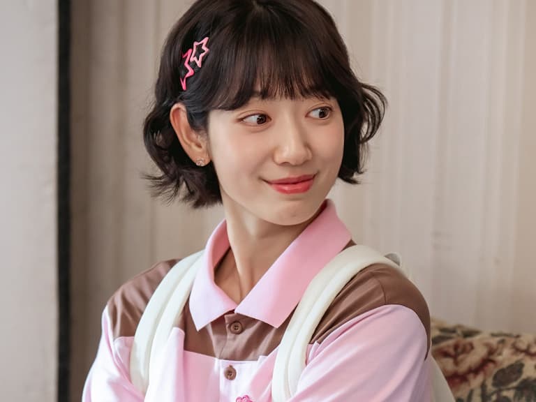 《臥底洪小姐》線上看亮點解析！演員陣容朴信惠飾兩角、ITZY 申有娜初登場、劇情、播出時間一次看！