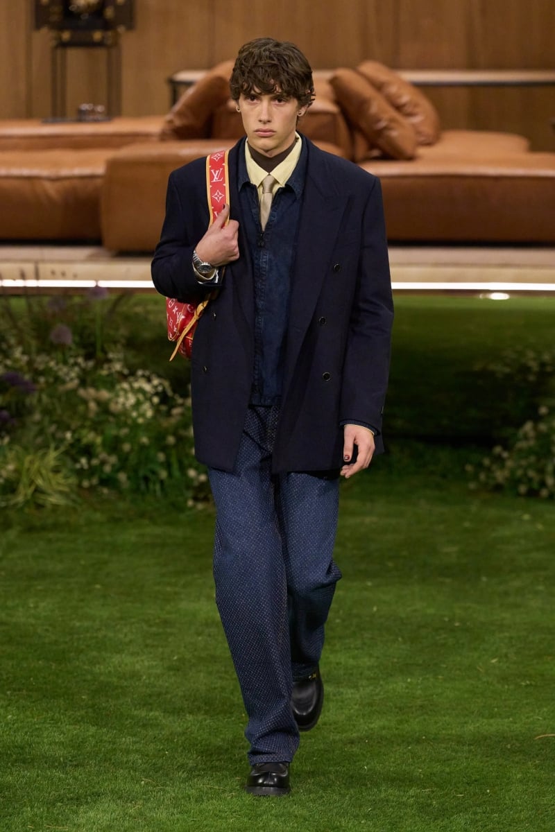 Louis Vuitton 2026 秋冬男裝大秀：Pharrell 以建築思維重塑可居住的時尚！A$AP Rocky 新歌同步曝光