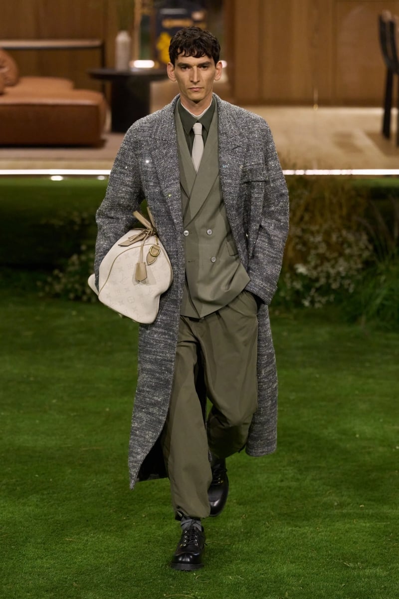 Louis Vuitton 2026 秋冬男裝大秀：Pharrell 以建築思維重塑可居住的時尚！A$AP Rocky 新歌同步曝光