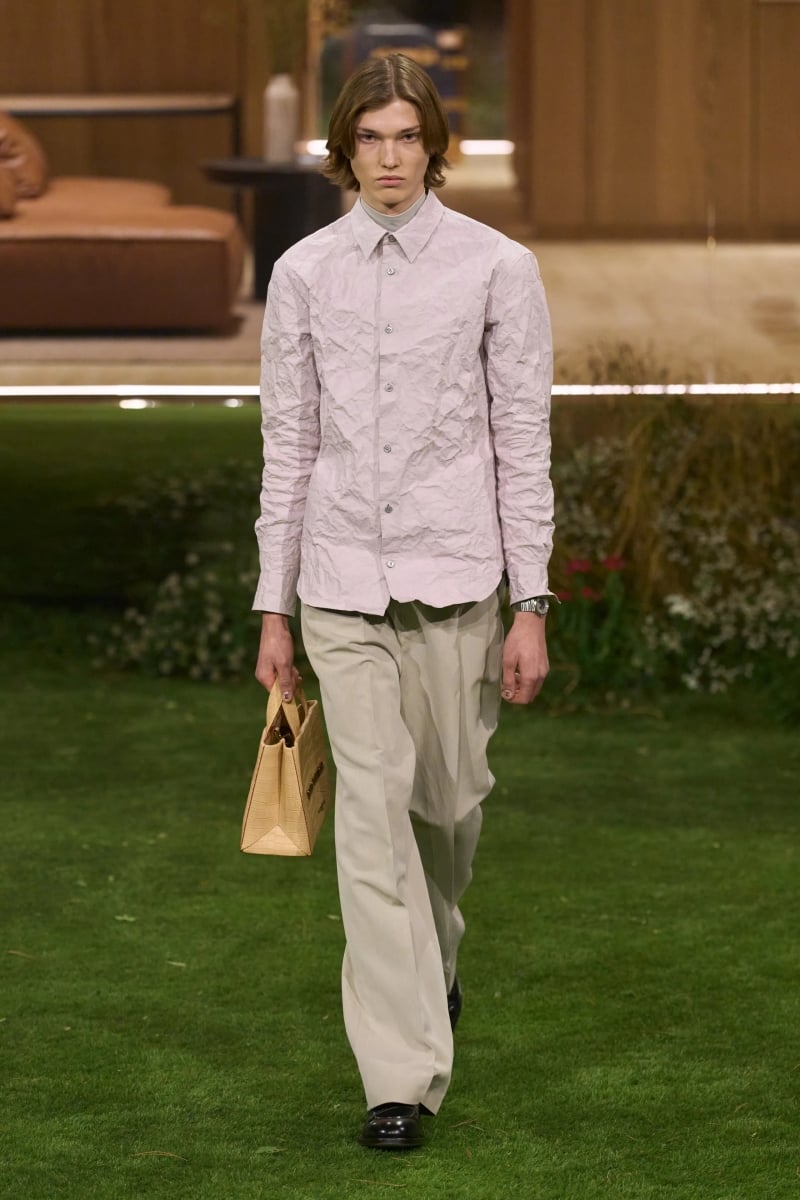 Louis Vuitton 2026 秋冬男裝大秀：Pharrell 以建築思維重塑可居住的時尚！A$AP Rocky 新歌同步曝光