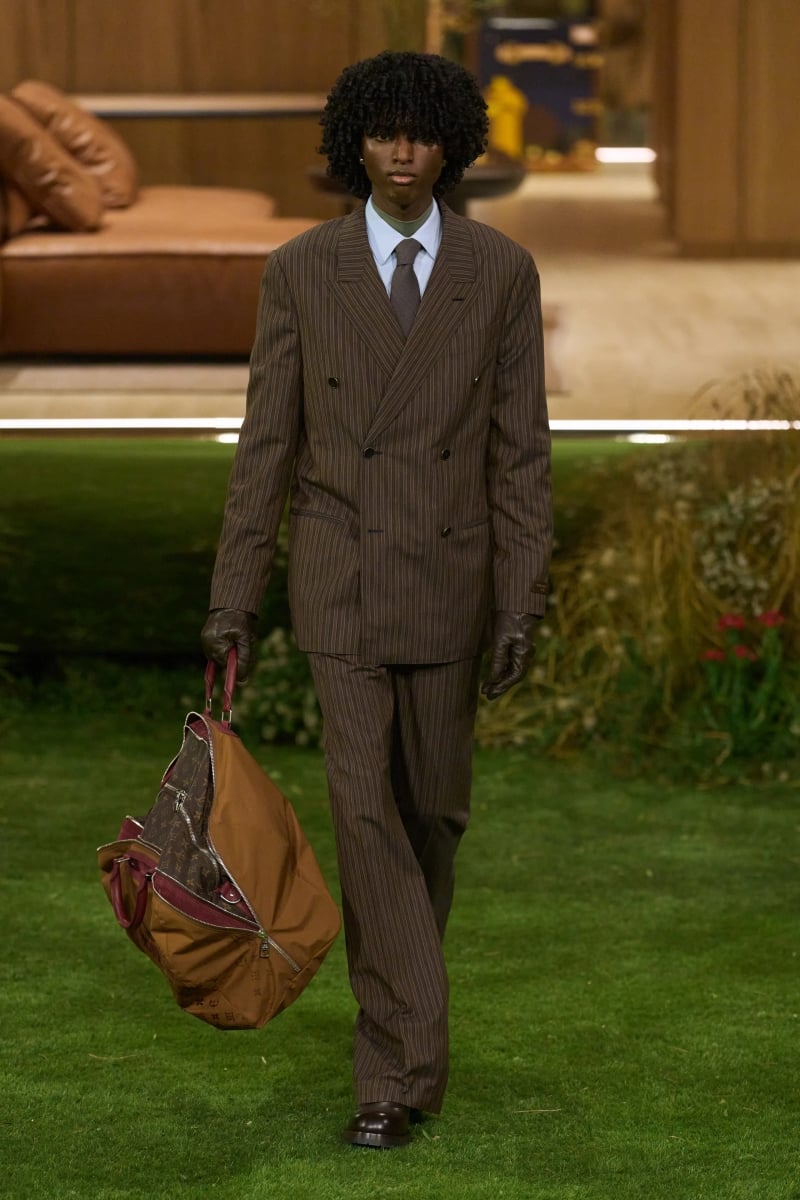 Louis Vuitton 2026 秋冬男裝大秀：Pharrell 以建築思維重塑可居住的時尚！A$AP Rocky 新歌同步曝光