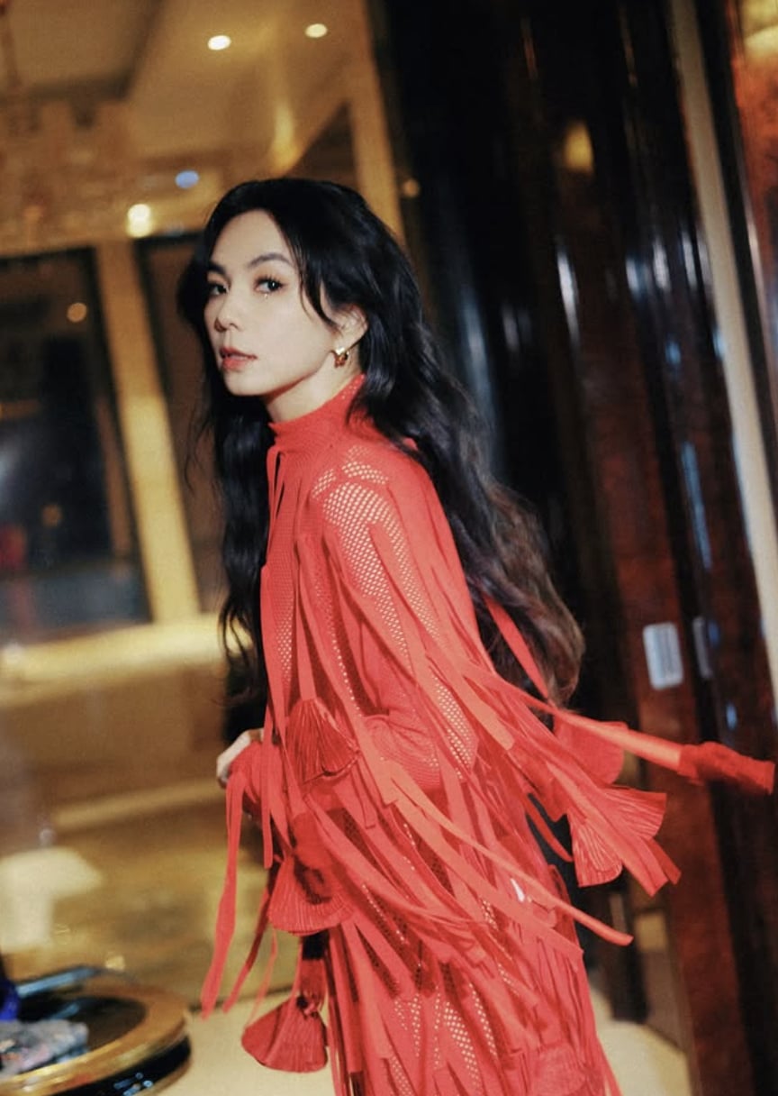 Ella 演唱 S.H.E 經典曲目版權引爭議！動力火車回應了！