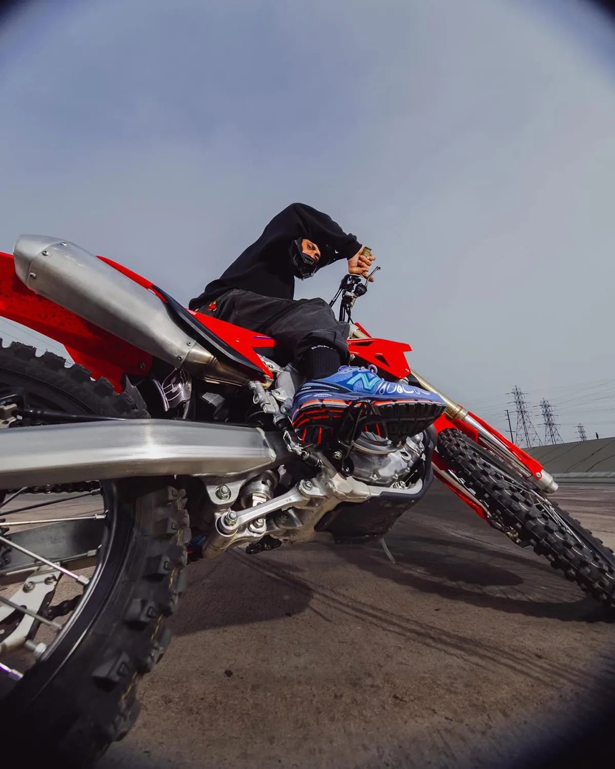 Action Bronson x New Balance 1890「Cyborg Tears」發售公開！未來感爆棚的藍銀鞋頭狠貨！