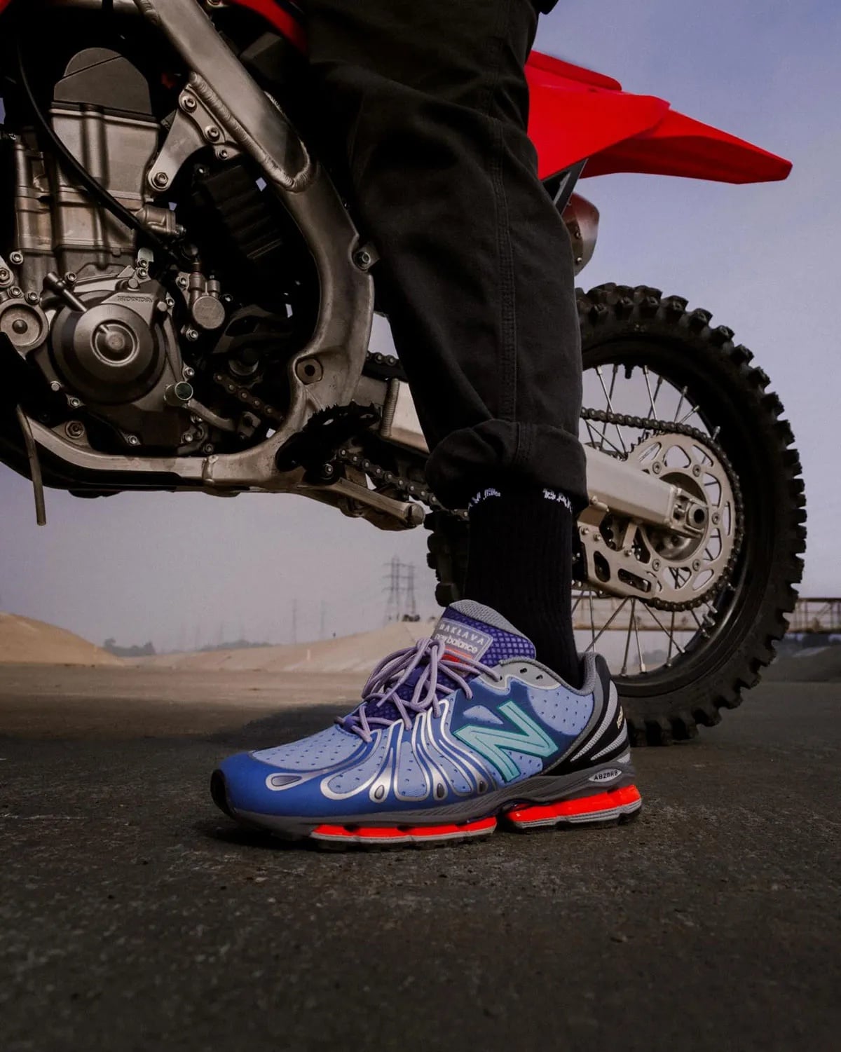 Action Bronson x New Balance 1890「Cyborg Tears」發售公開！未來感爆棚的藍銀鞋頭狠貨！