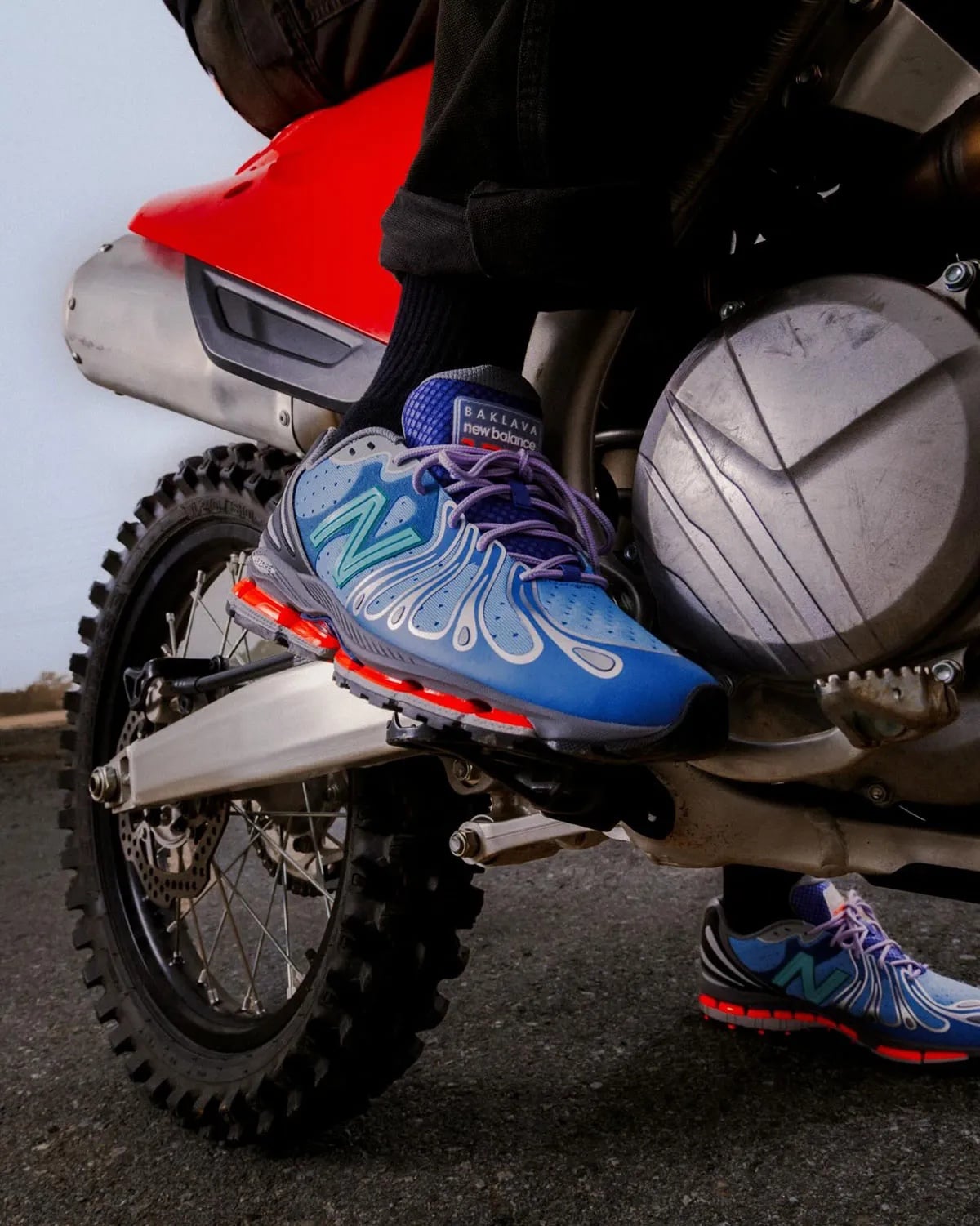 Action Bronson x New Balance 1890「Cyborg Tears」發售公開！未來感爆棚的藍銀鞋頭狠貨！