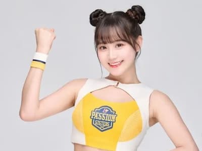 邊荷律喪父後近況惹鼻酸！面無表情比讚：「請讓我難過一下！」