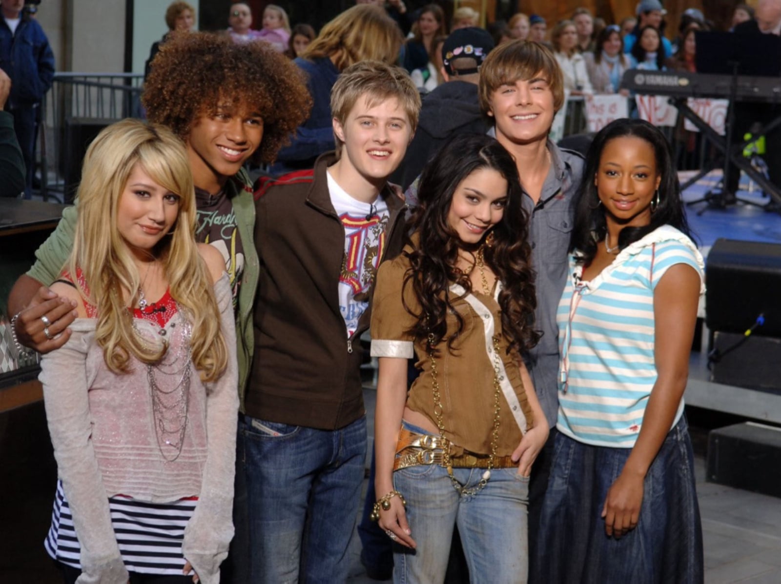 《歌舞青春》20 週年演員現況曝光！柴克艾弗隆練出猛男身材、凡妮莎已婚生子⋯網喊：「時間都去哪？」