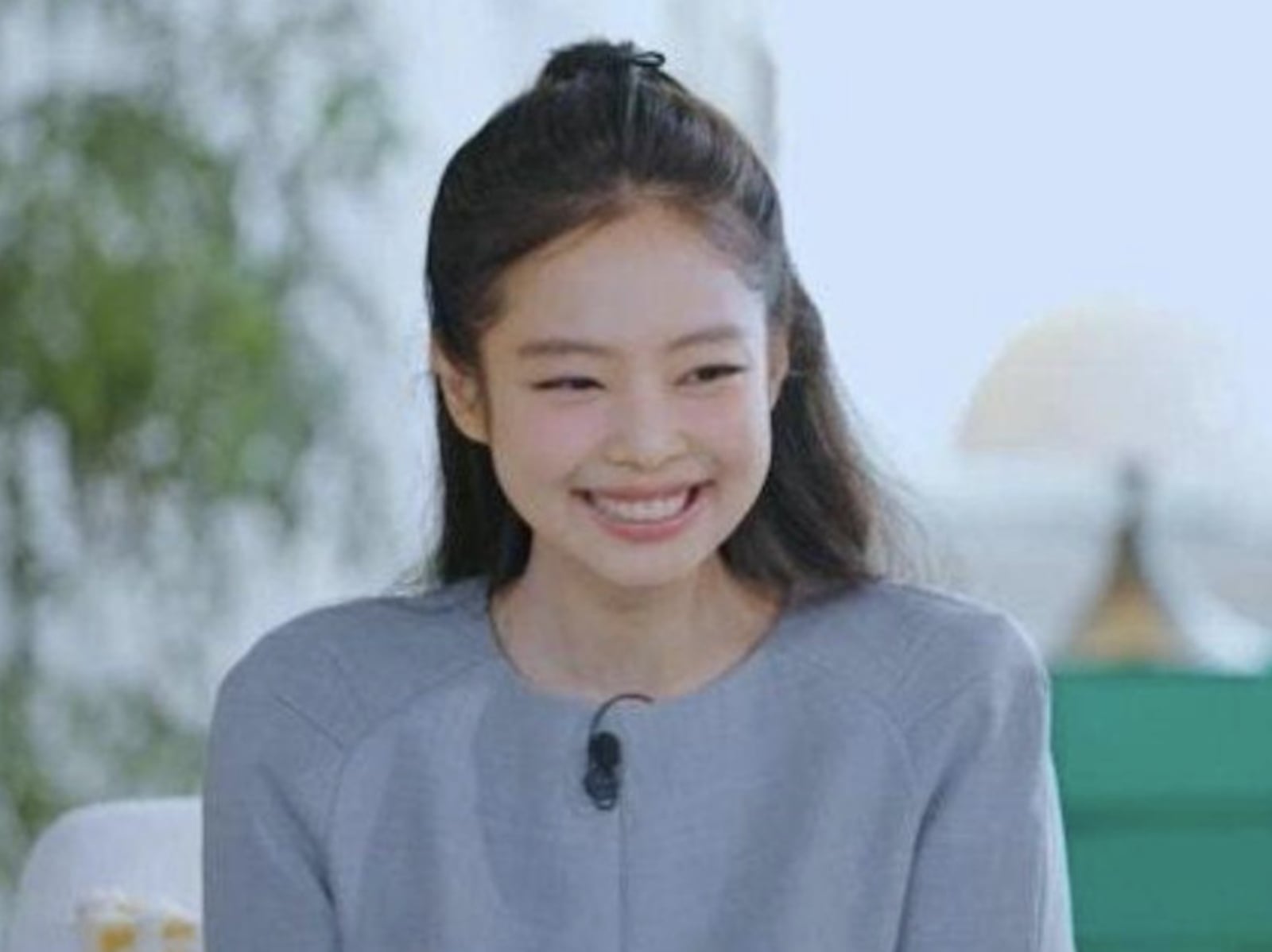 BLACKPINK Jennie 驚喜現身《換乘戀愛4》完結篇！自爆：「被 Simon D 拐來的！」