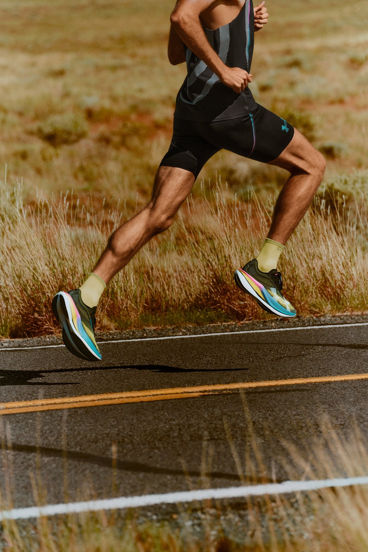 UNDER ARMOUR 新系列 VELOCITI FAMILY 全能登場!以極致性能串聯訓練與競賽需求!