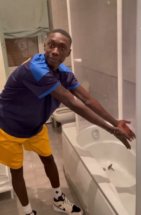 Khaby Lame「無語哥」9 億美元天價出售公司！AI 分身將 24 小時不間斷直播，網紅經濟進入新時代！