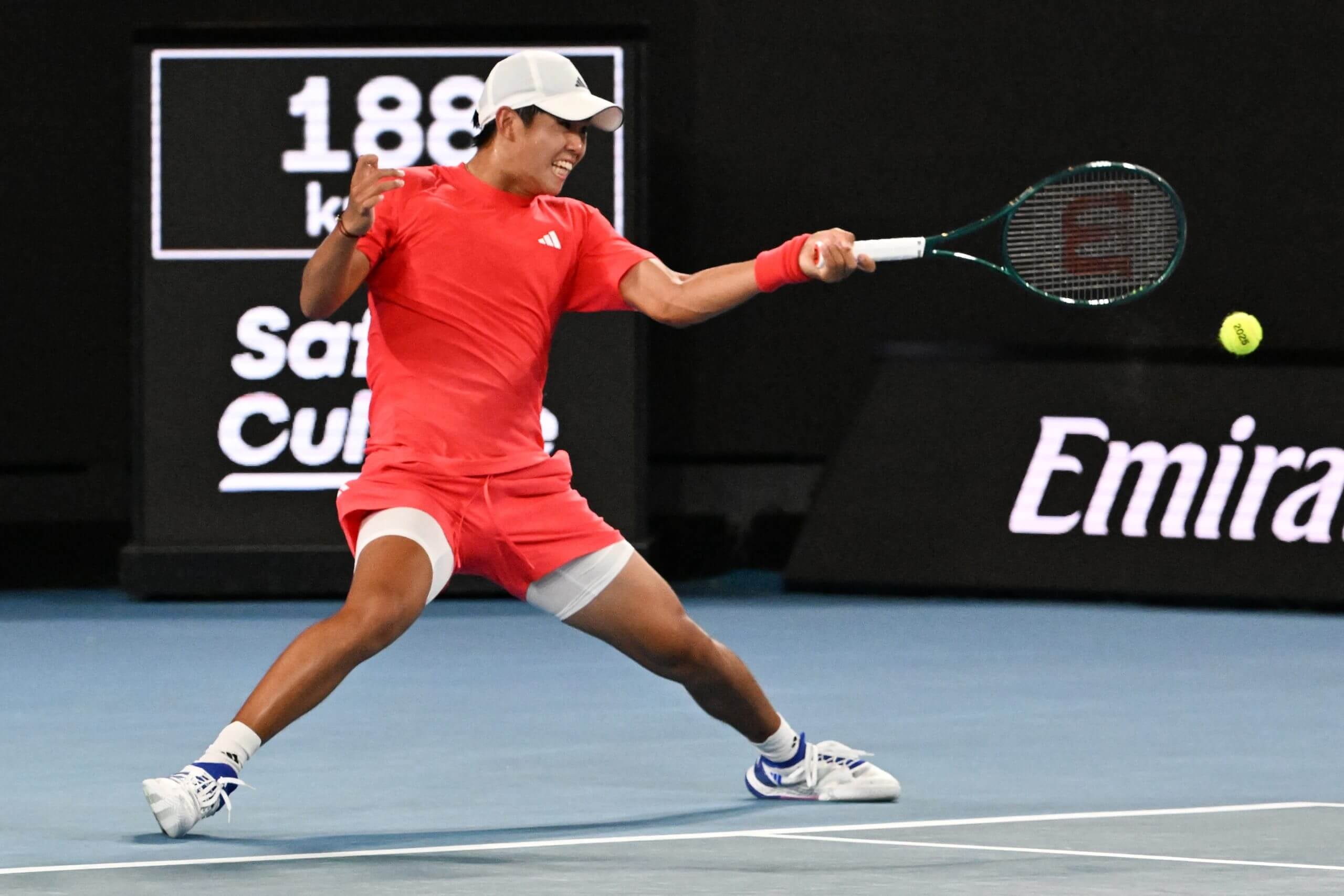 20 歲天才少年 Learner Tien 澳網 16 強狂電 Medvedev！單盤 6:0 讓俄國名將首次吞蛋！