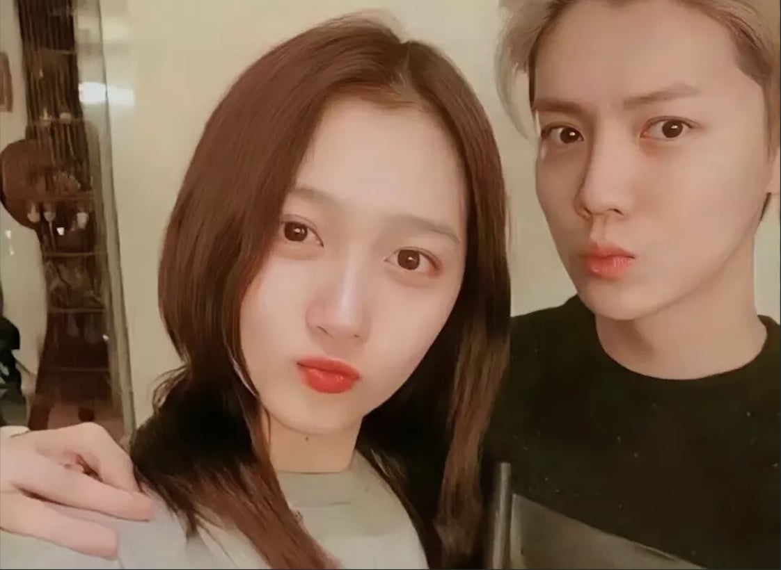 鹿晗、關曉彤 8 年戀情悄悄畫句點!娛記爆:去年 12 月已分手、事業也切割!