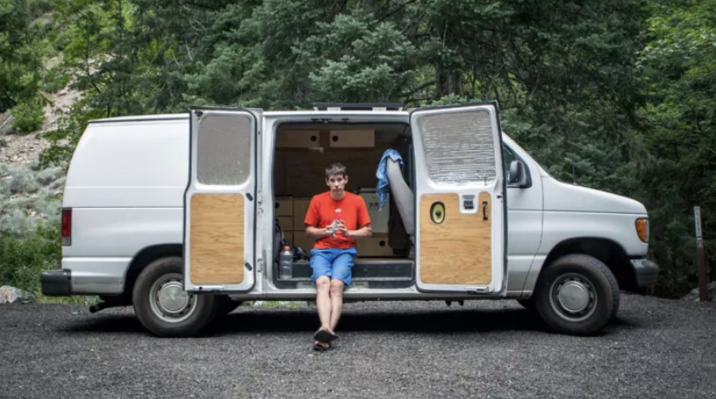 霍諾德 Alex Honnold 徒手攀登 101 爆紅!私下愛車跟著曝光!