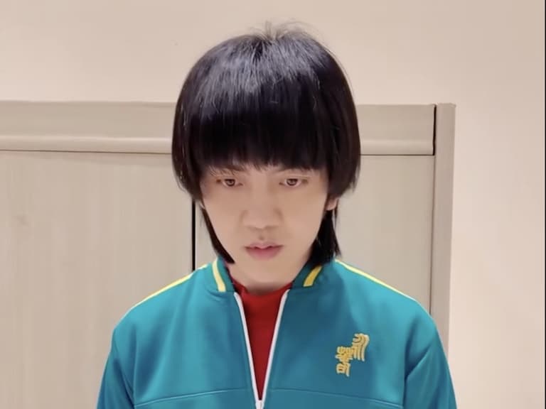 郭忠祐《豆腐媽媽》馬桶蓋造型曝光！清唱神好聽引網笑爛：比本尊還讚！