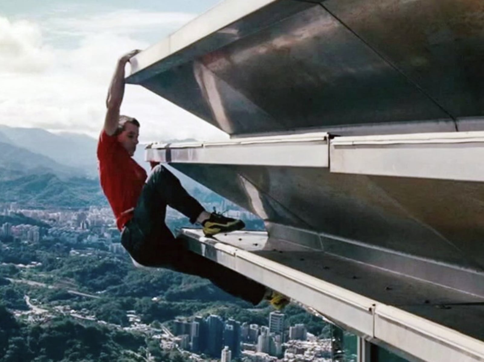 霍諾德 Alex Honnold 徒手爬 101 歌單曝光！坦言：「其實中途根本聽不到！」