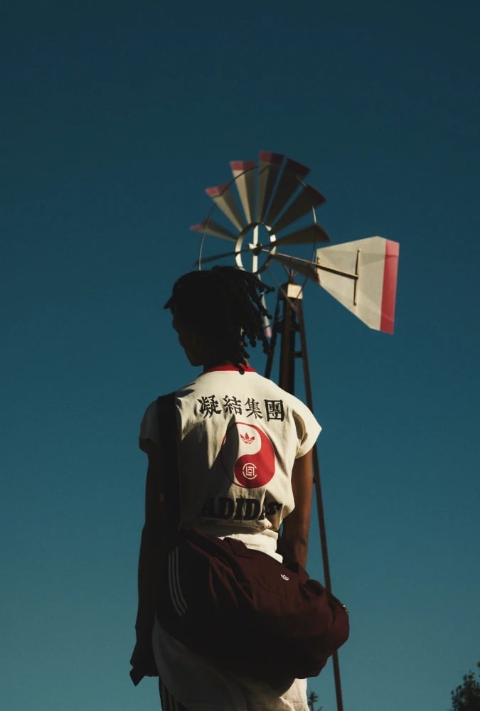 CLOT x adidas 2026 馬年新春系列重磅發表!馬紋印花鞋面 Superstar、功夫外套我全都要!