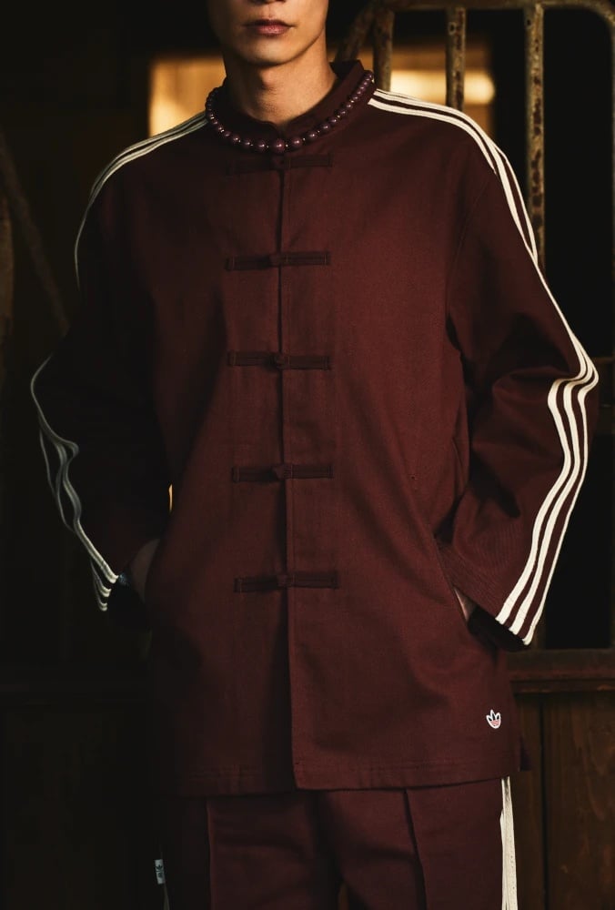 CLOT x adidas 2026 馬年新春系列重磅發表!馬紋印花鞋面 Superstar、功夫外套我全都要!