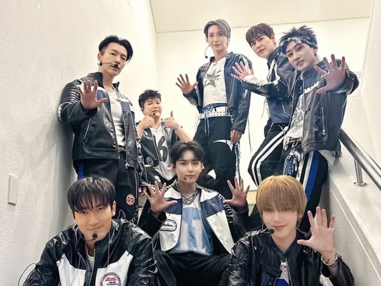Super Junior 黑歷史曝光！始源半人馬熱舞、希澈全團漏升降台⋯⋯粉絲驚呼：根本綜藝天才團！