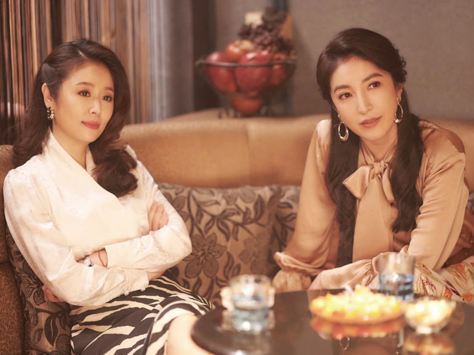 林心如 50 歲生日美翻！楊謹華嘴對嘴獻吻：「親愛的 Rose！」