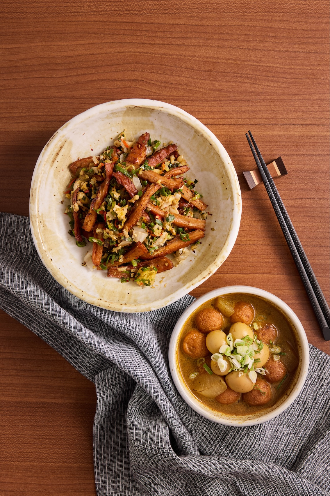 如嫦 卜卜蜆.港式雞煲|超鮮美蛤蜊鍋+招牌嫩雞煲必吃!菜單、價格、訂位方式⋯一次看!