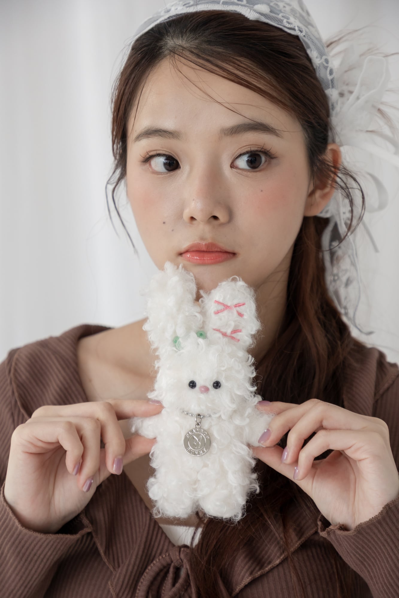 PLAYBOY 新系列 Misty Blue Whisper × Iridescent Bunny 柔霧丹寧與漸層藝術