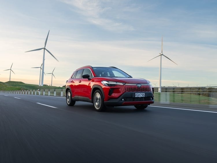 2026 10 大 CP 值超高車款推薦！福斯歐系車唯一進榜、Toyota 成大贏家！