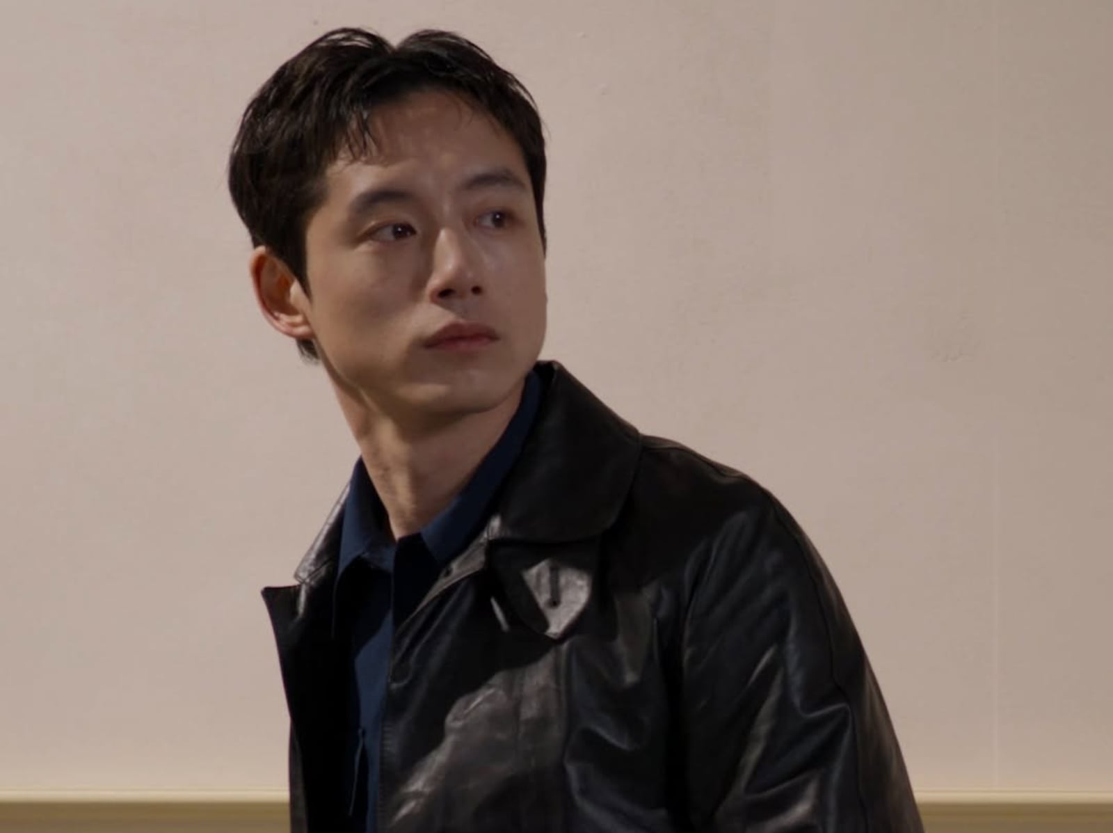 坂口健太郎現身台灣拍戲！傳與李準基用餐互動曝光！