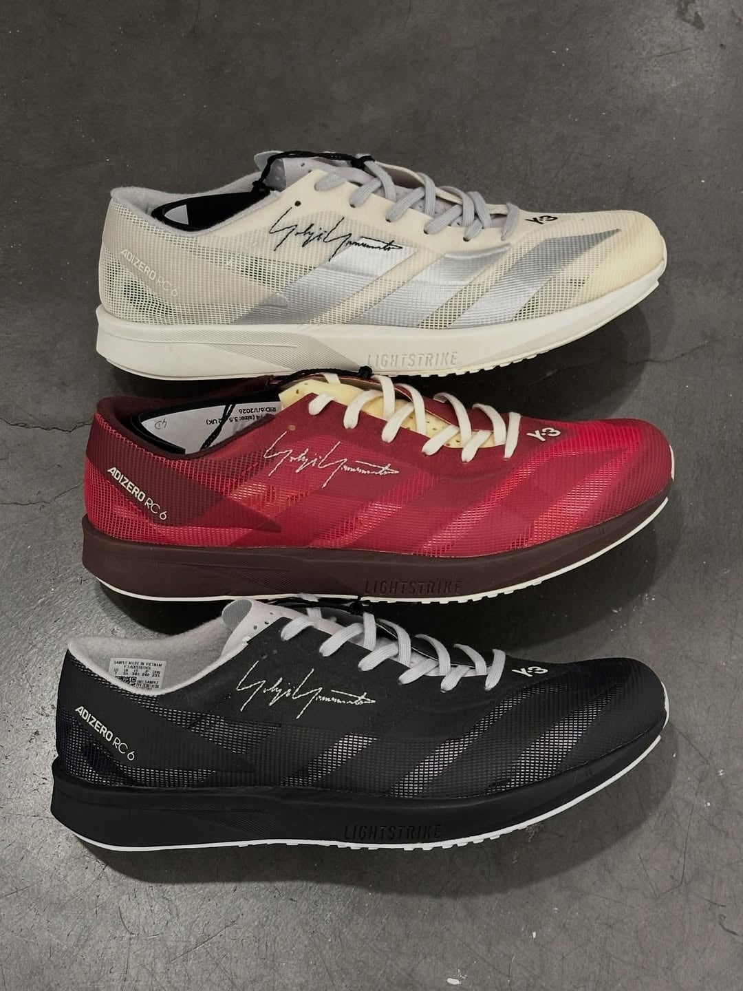 2026 巴黎時裝周鞋款太搶戲！從 CdG × AJ11 到 SFTM × adidas ⋯10 雙必關注聯名鞋款一次看！