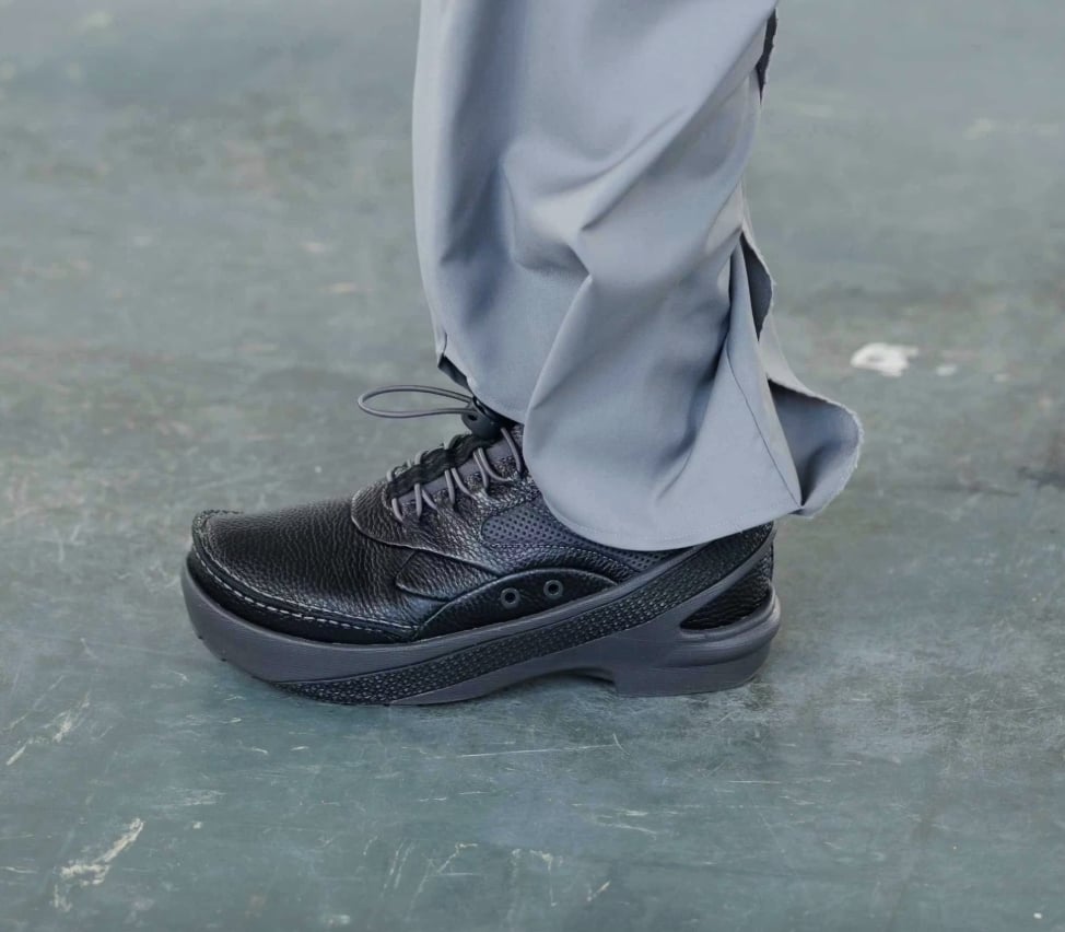 2026 巴黎時裝周鞋款太搶戲！從 CdG × AJ11 到 SFTM × adidas ⋯10 雙必關注聯名鞋款一次看！