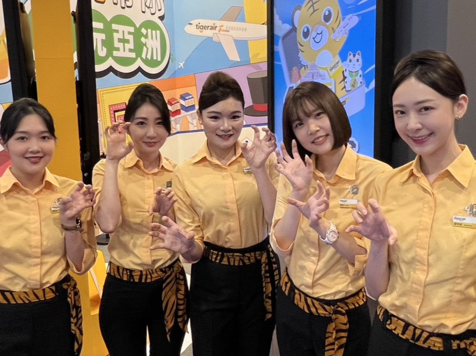 虎航空服員名牌大改革首創「隱私名牌」！網讚：「終於有航空公司懂保護員工！」