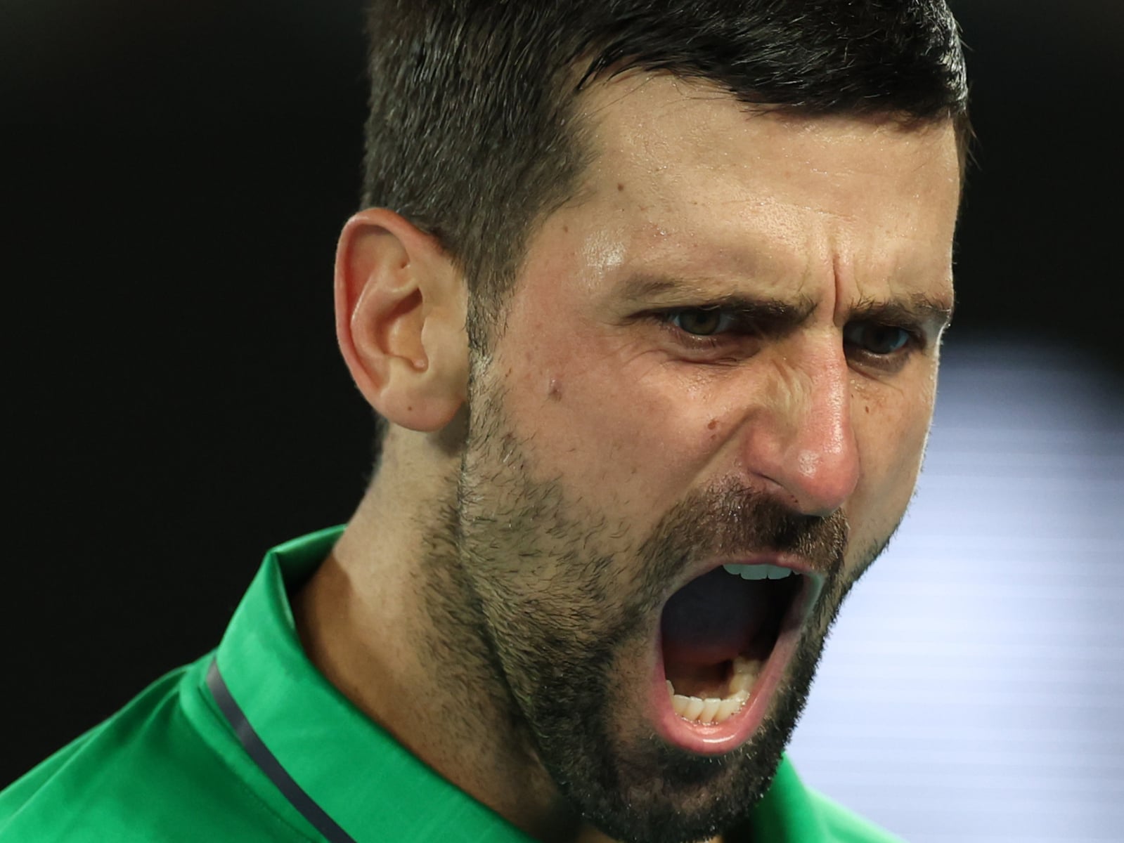 澳網／喬科維奇擊敗辛納睽違 3 年闖進決賽舞台！離第 25 座大滿貫冠軍只差一步！