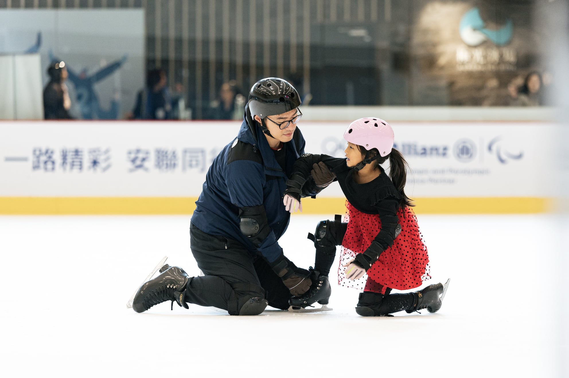 迎向米蘭冬奧!安聯⼈壽⽤⾏動⽀持台灣花滑選手,Step Into Life ⼀路精彩不只在賽場,邀你一起勇敢向前!