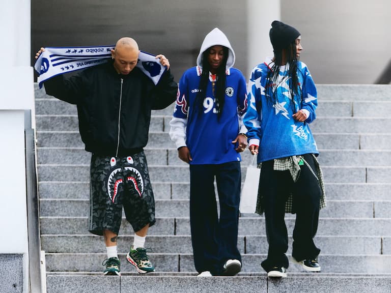 BAPE × adidas Originals 推出 2026 世界盃聯名！90 年代復古球衣、3 款經典鞋款⋯販售資訊一次看！