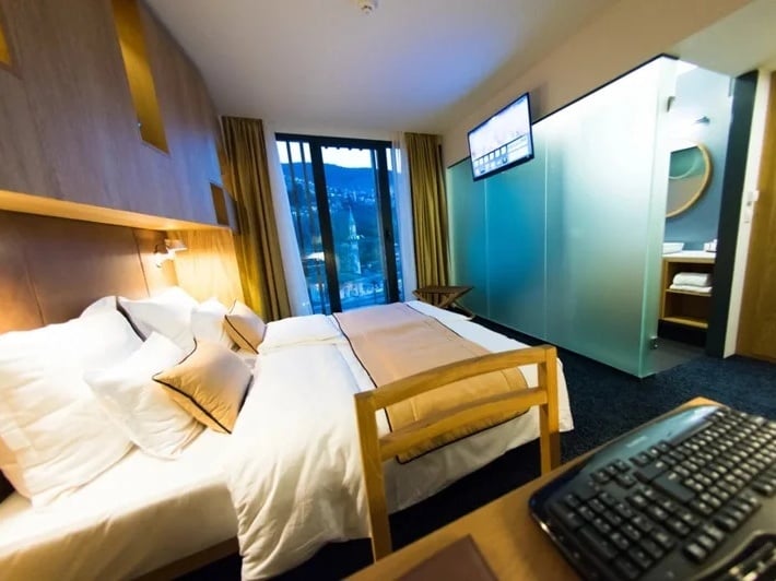 飯店旅宿業不提供備品範圍再擴大？Threads 友發文抱怨：「成本減少，房價卻沒少！」