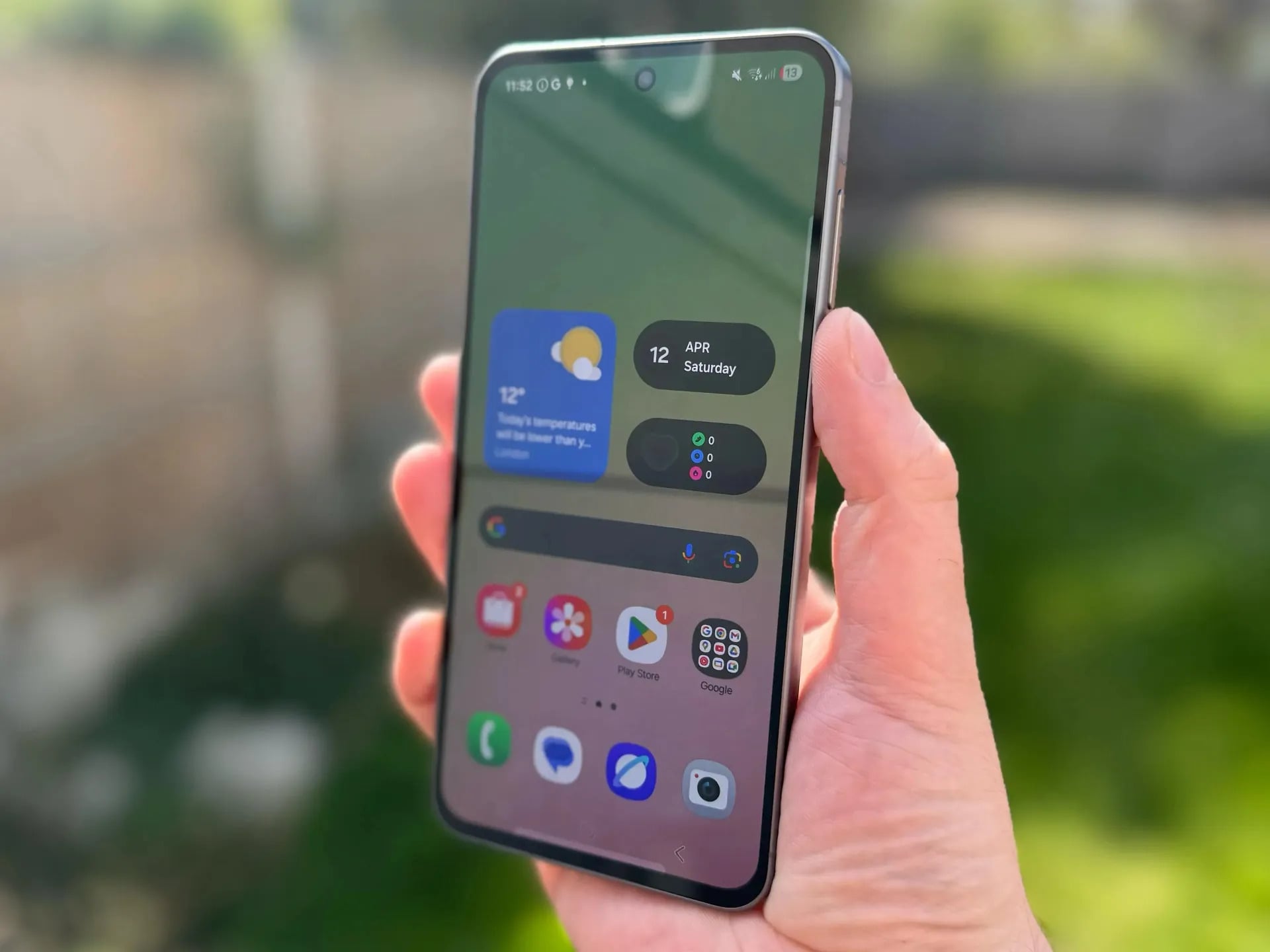 2025 台灣手機銷量榜出爐!蘋果橫掃 13 席、三星這台奪冠!