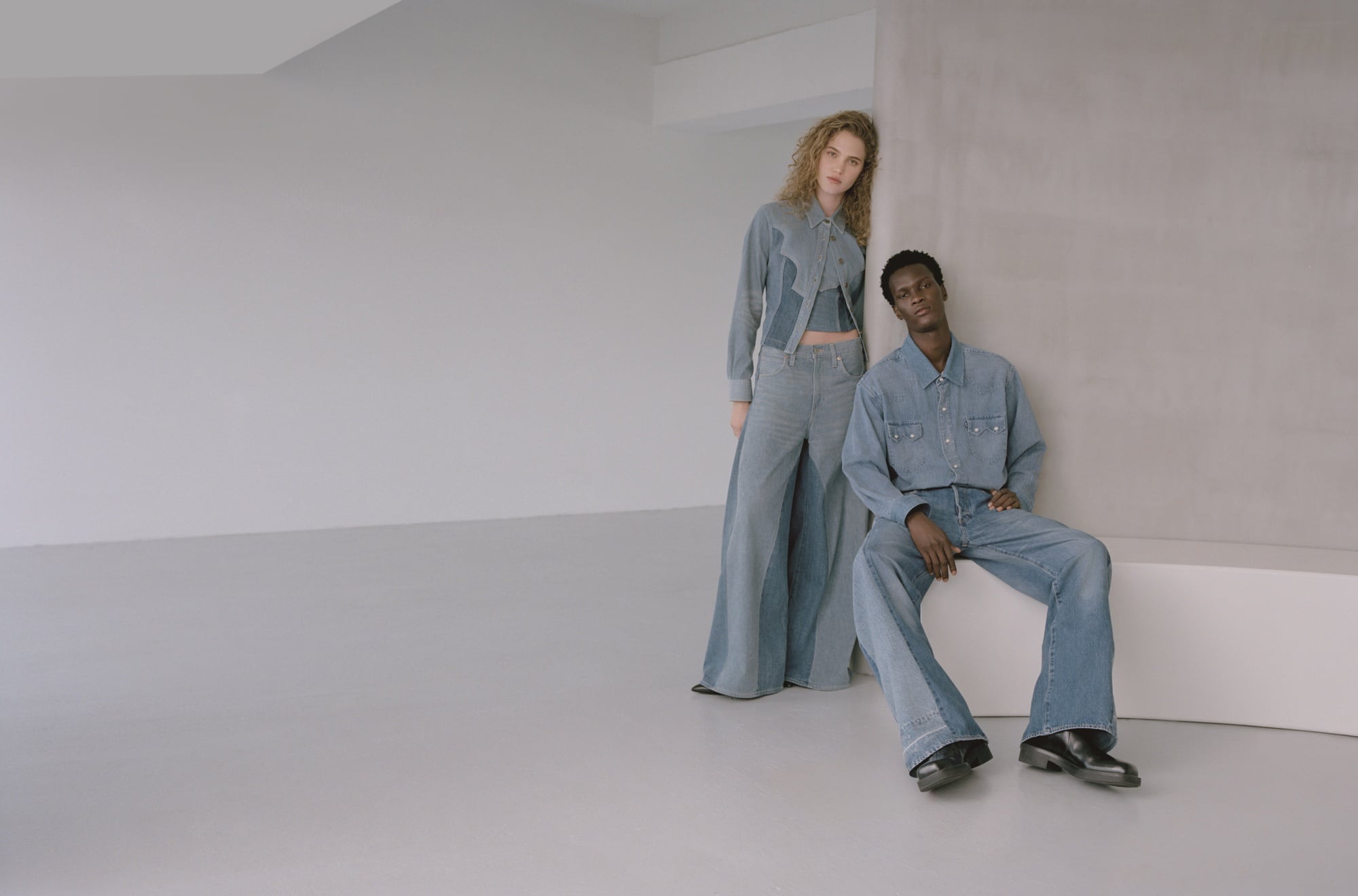 Levi's Blue Tab 藍標支線引爆時尚圈!70 年代 501® 女款、輕量西裝⋯設計總監親揭設計秘辛!