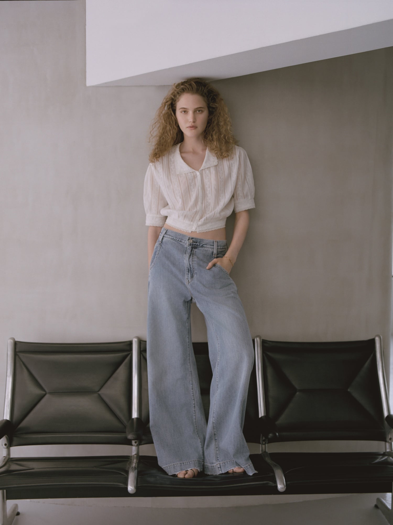 Levi's Blue Tab 藍標支線引爆時尚圈!70 年代 501® 女款、輕量西裝⋯設計總監親揭設計秘辛!