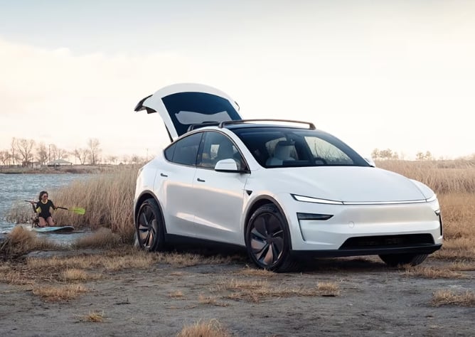 特斯拉  Model Y 推新版本！價格、規格全輪驅動車型登場一次看！