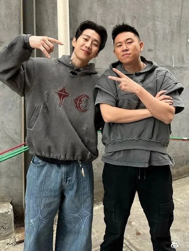 Jay Park 朴載範親自領軍 LNGSHOT 也要當潮流指標！10 套私服穿搭解析，痞帥秘訣通通在這裡！