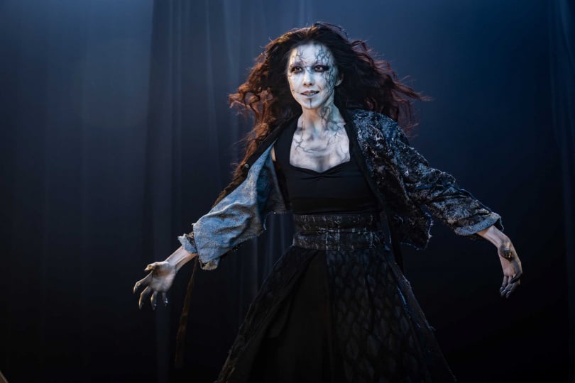 《啵me之我的青春住了鬼》邵雨薇惡鬼妝花 3.5 小時！自嘆：「兩天不敢喝水！」