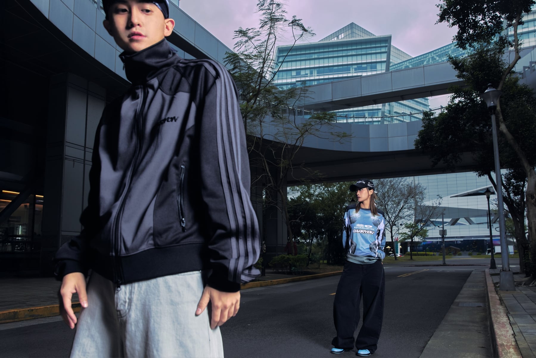 台灣街頭品牌 CARRY ON 2026 早春系列登場！以「堅持」詮釋街頭美學，10 款單品與發售日期一次看！